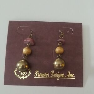 Premier Designs Gold and Mauve Beaded Drop Earrings